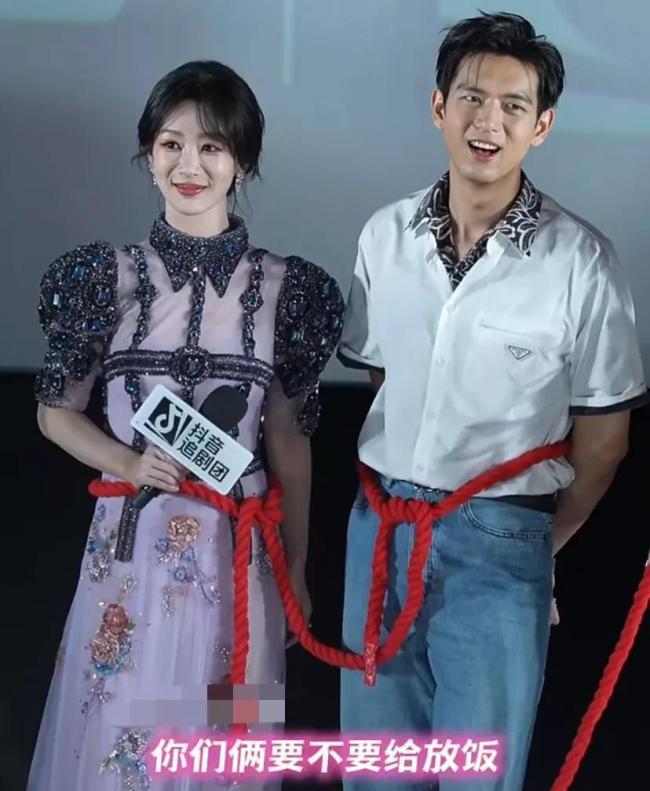 嗑到李现杨紫像呼吸一样简单 甜蜜互动惹人羡